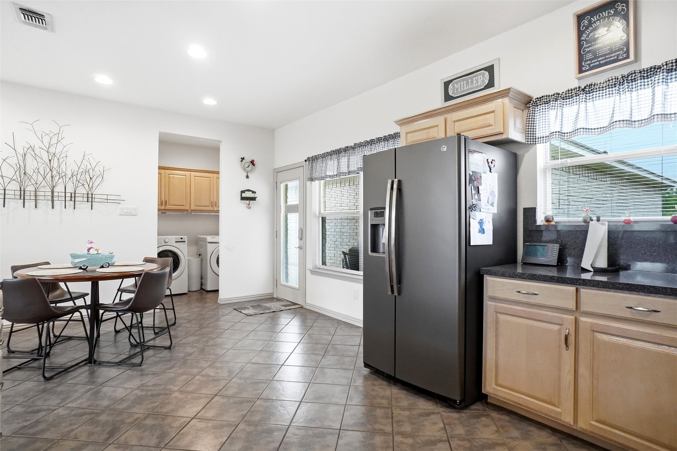 207 Bonita Drive Granbury TX 76049