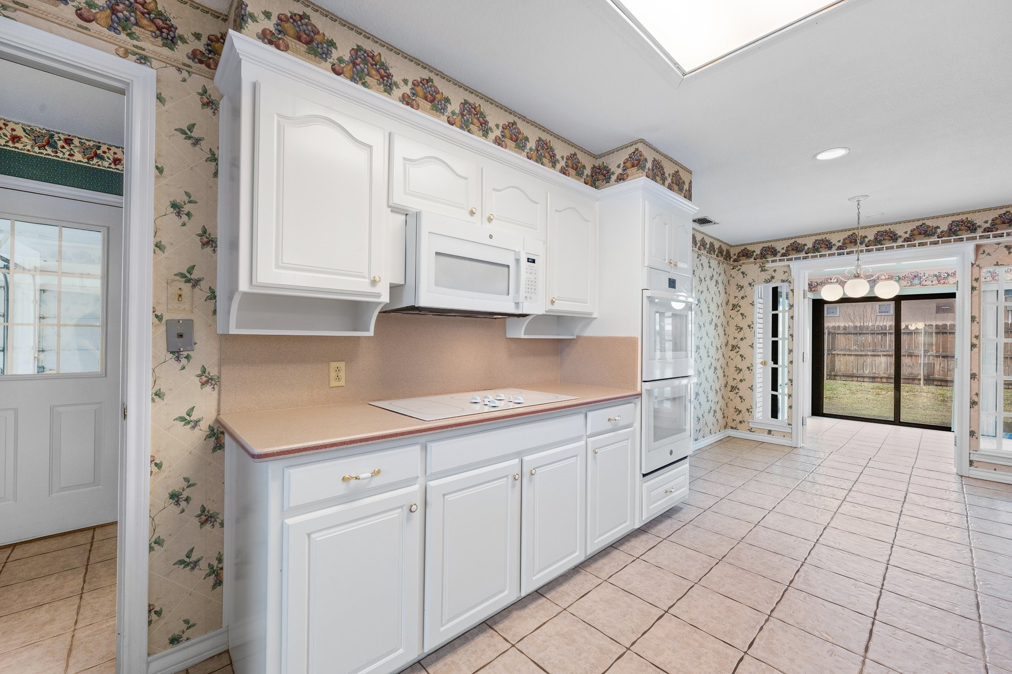 1002 Berkley Drive Cleburne TX 76033