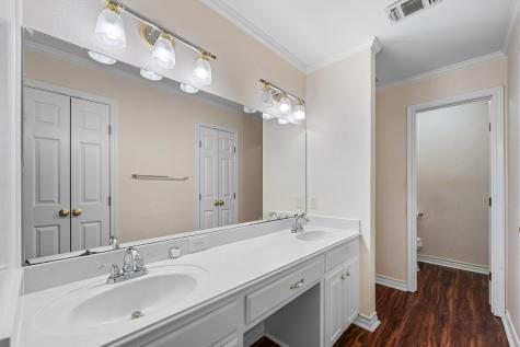 1002 Berkley Drive Cleburne TX 76033