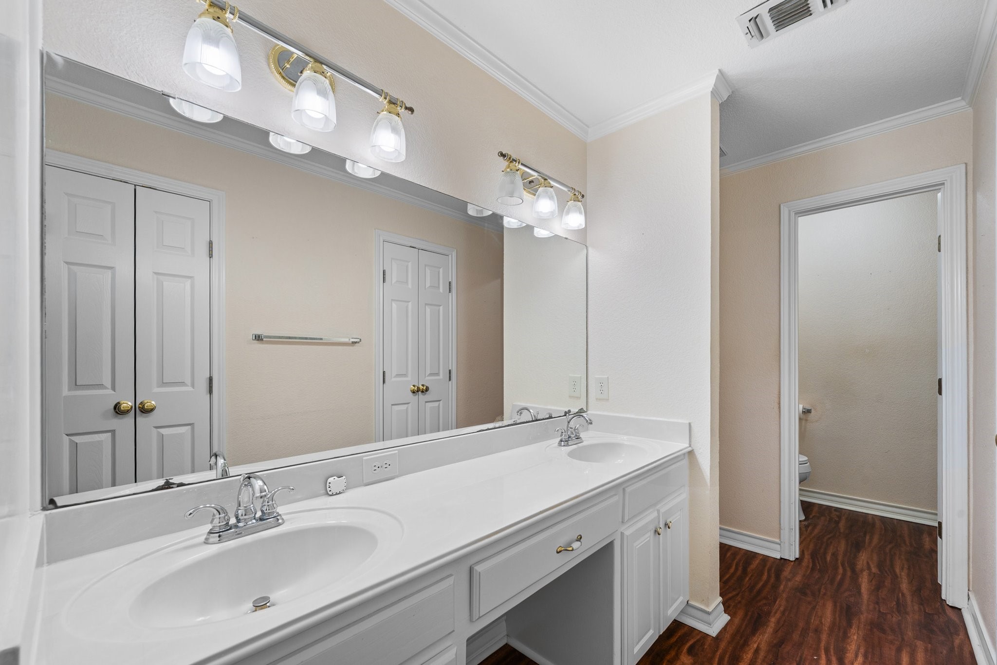 1002 Berkley Drive Cleburne TX 76033