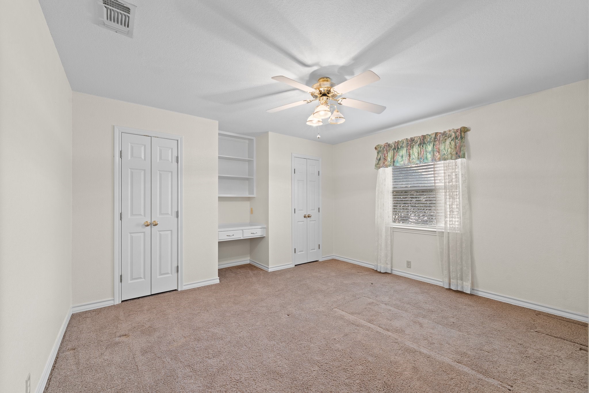 1002 Berkley Drive Cleburne TX 76033