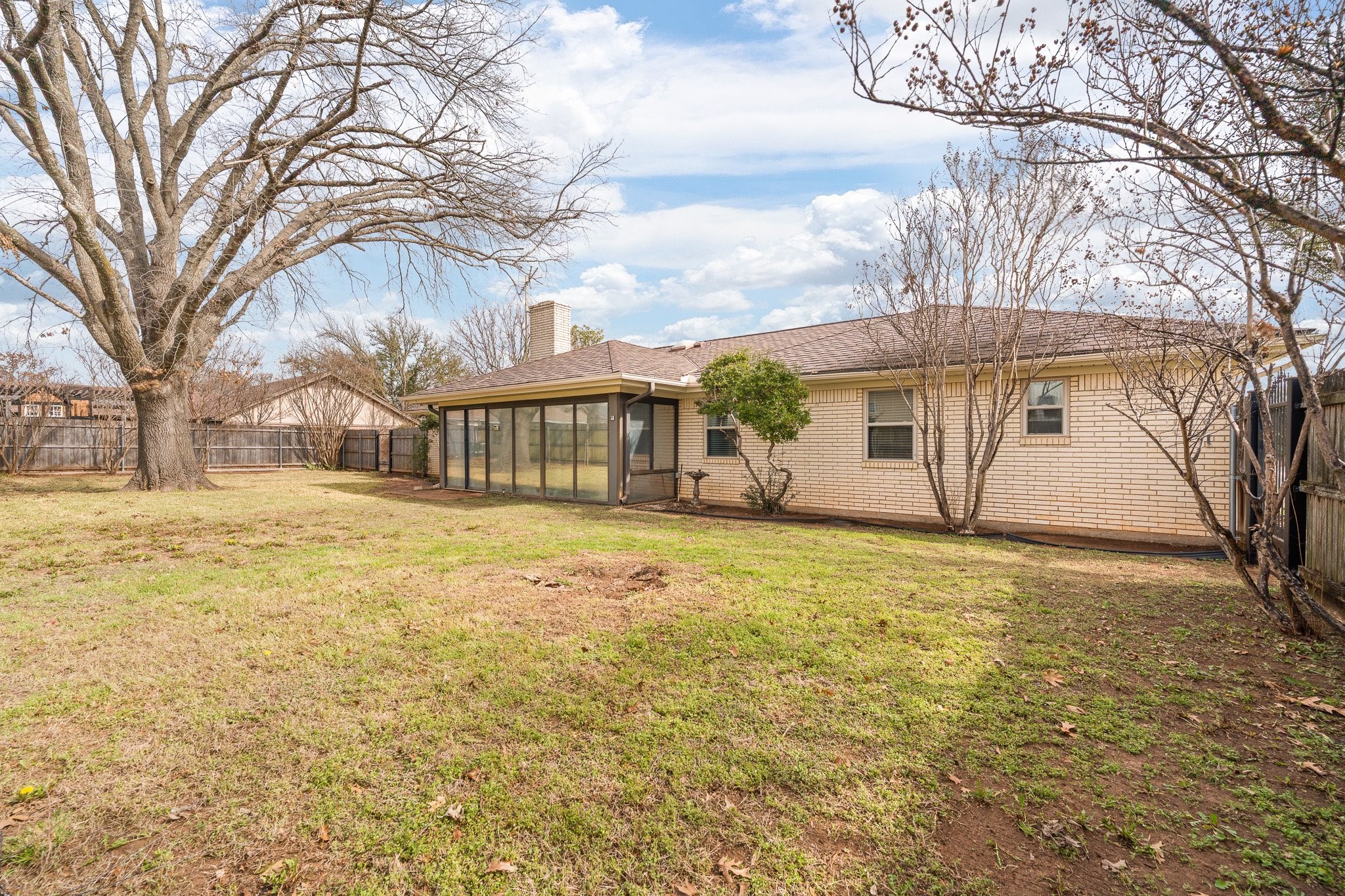 1002 Berkley Drive Cleburne TX 76033