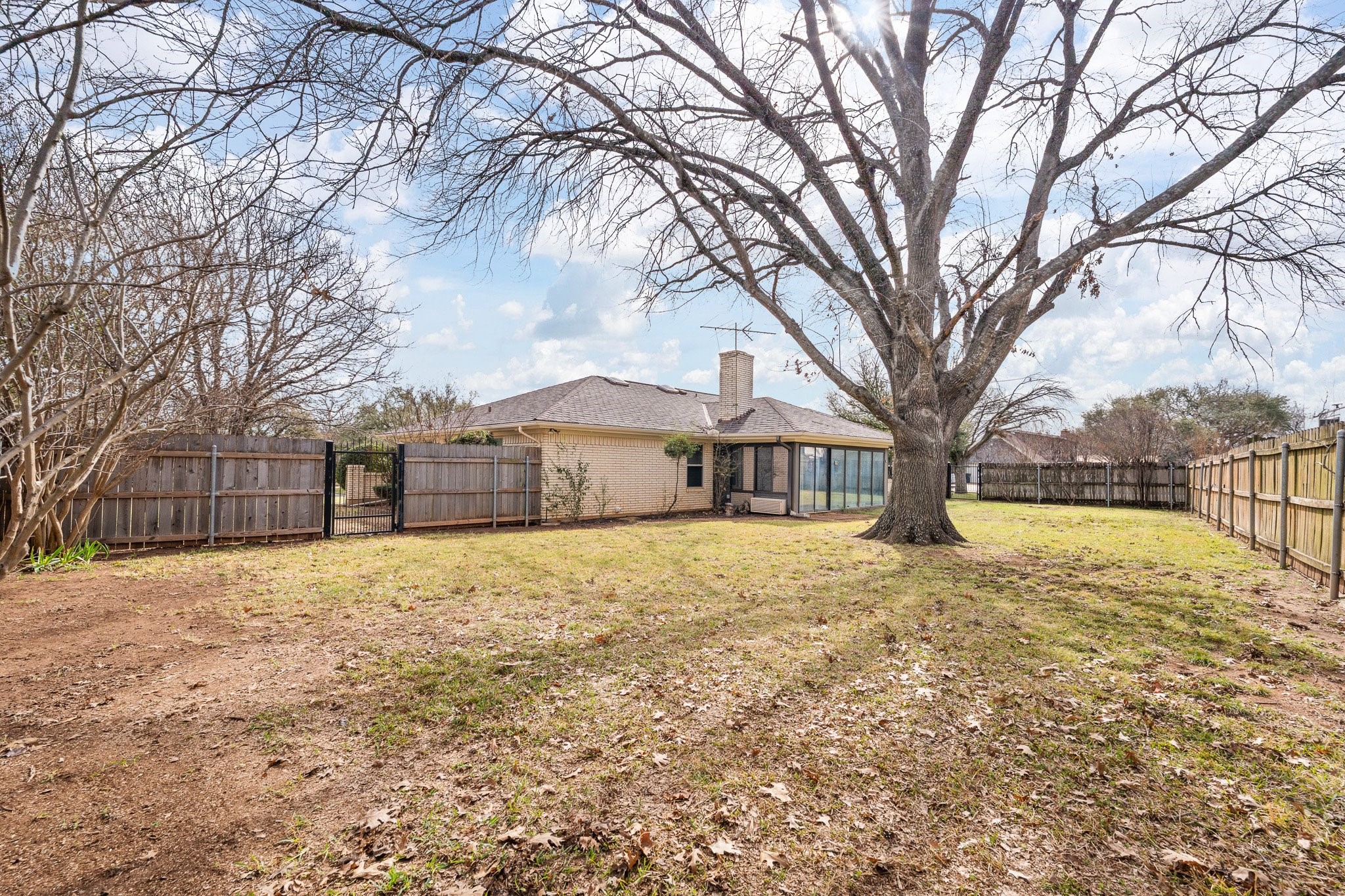 1002 Berkley Drive Cleburne TX 76033