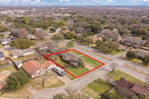 1002 Berkley Drive Cleburne TX 76033