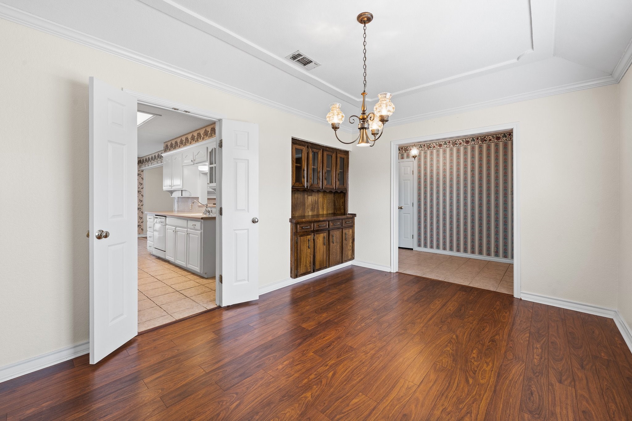 1002 Berkley Drive Cleburne TX 76033