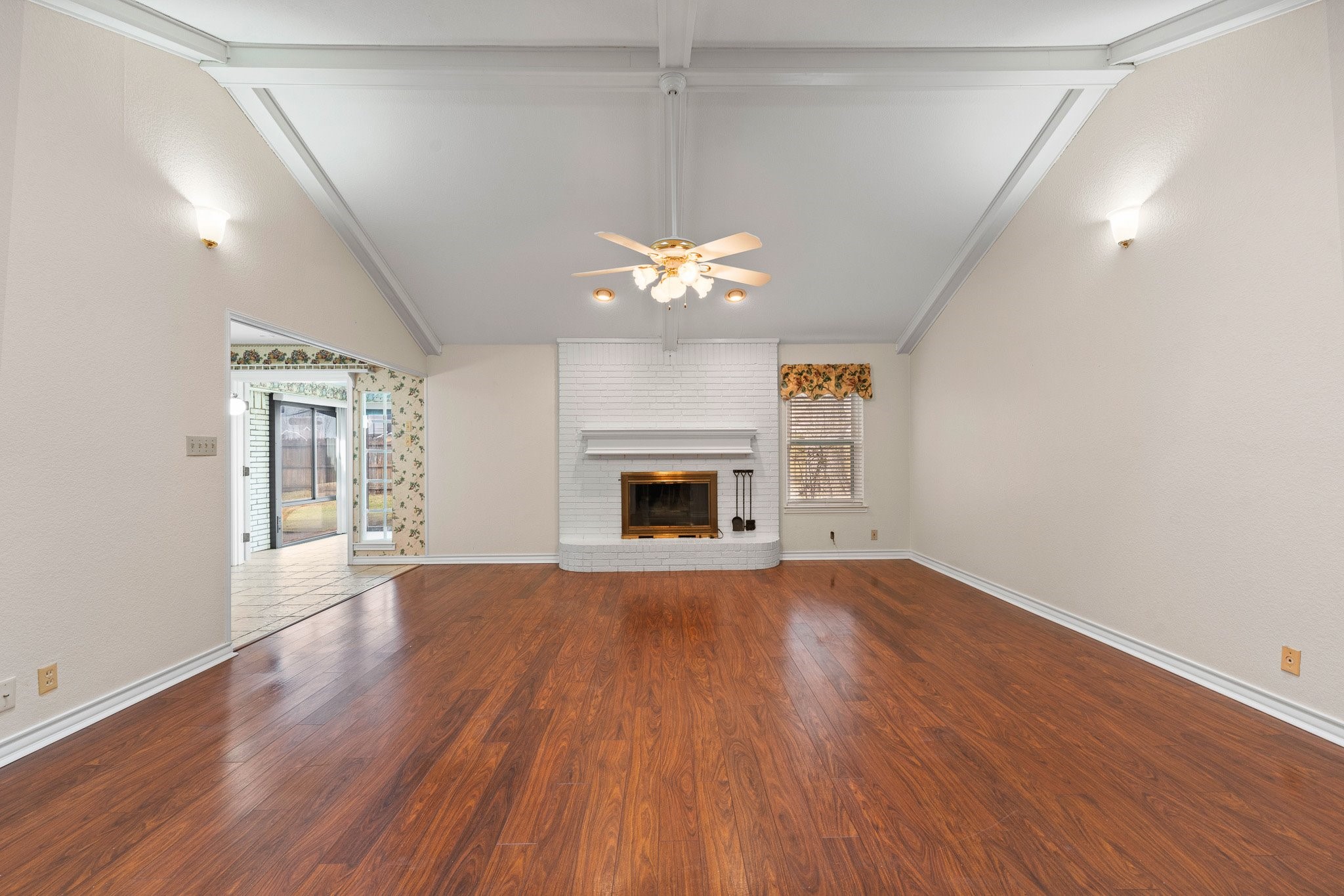 1002 Berkley Drive Cleburne TX 76033