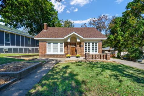 2857 W Brooklyn Avenue Dallas TX 75211