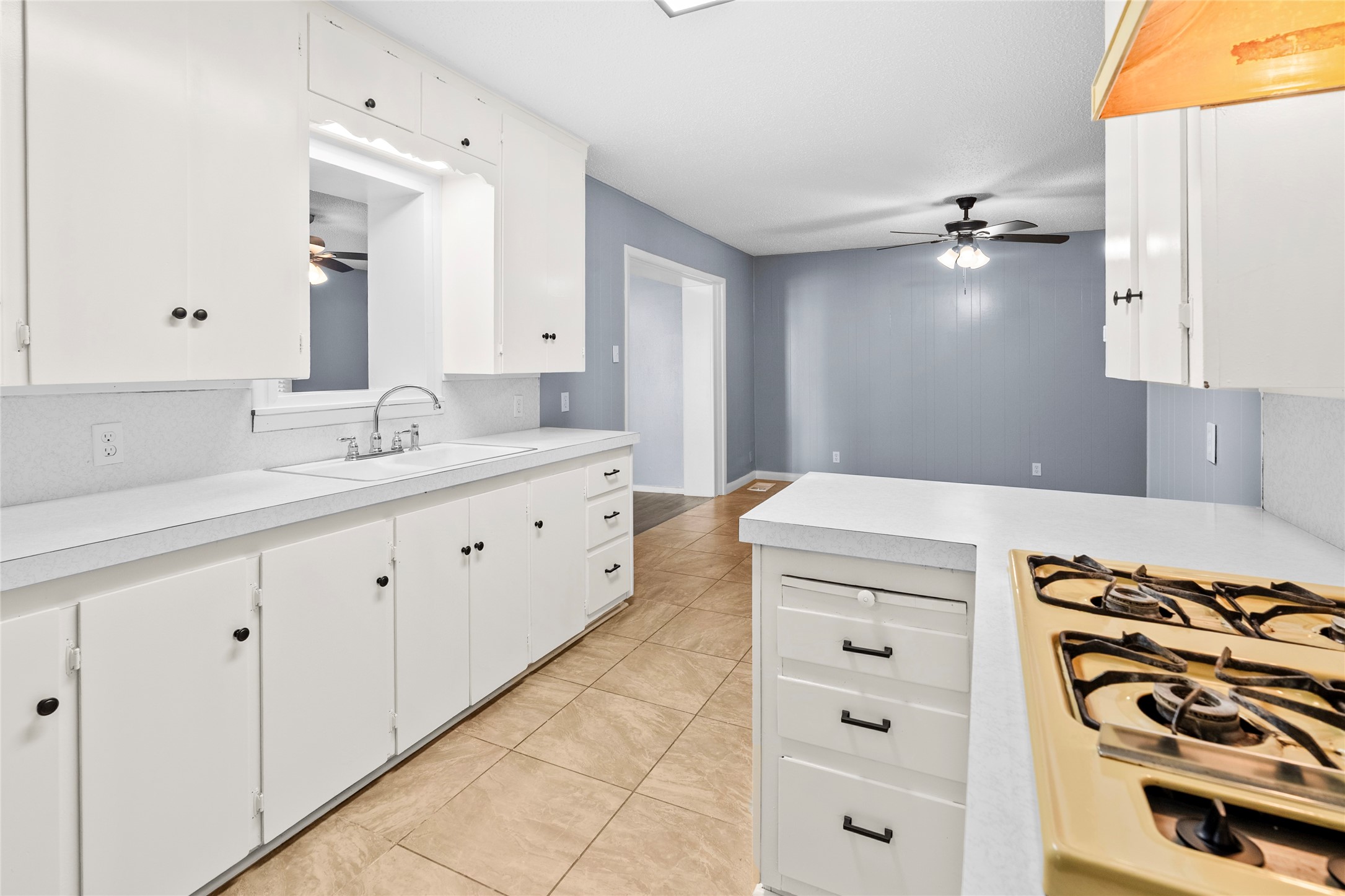 4001 Western Circle Greenville TX 75401