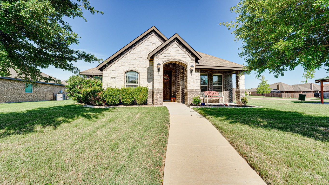 3025 Carlton Parkway Waxahachie TX 75165