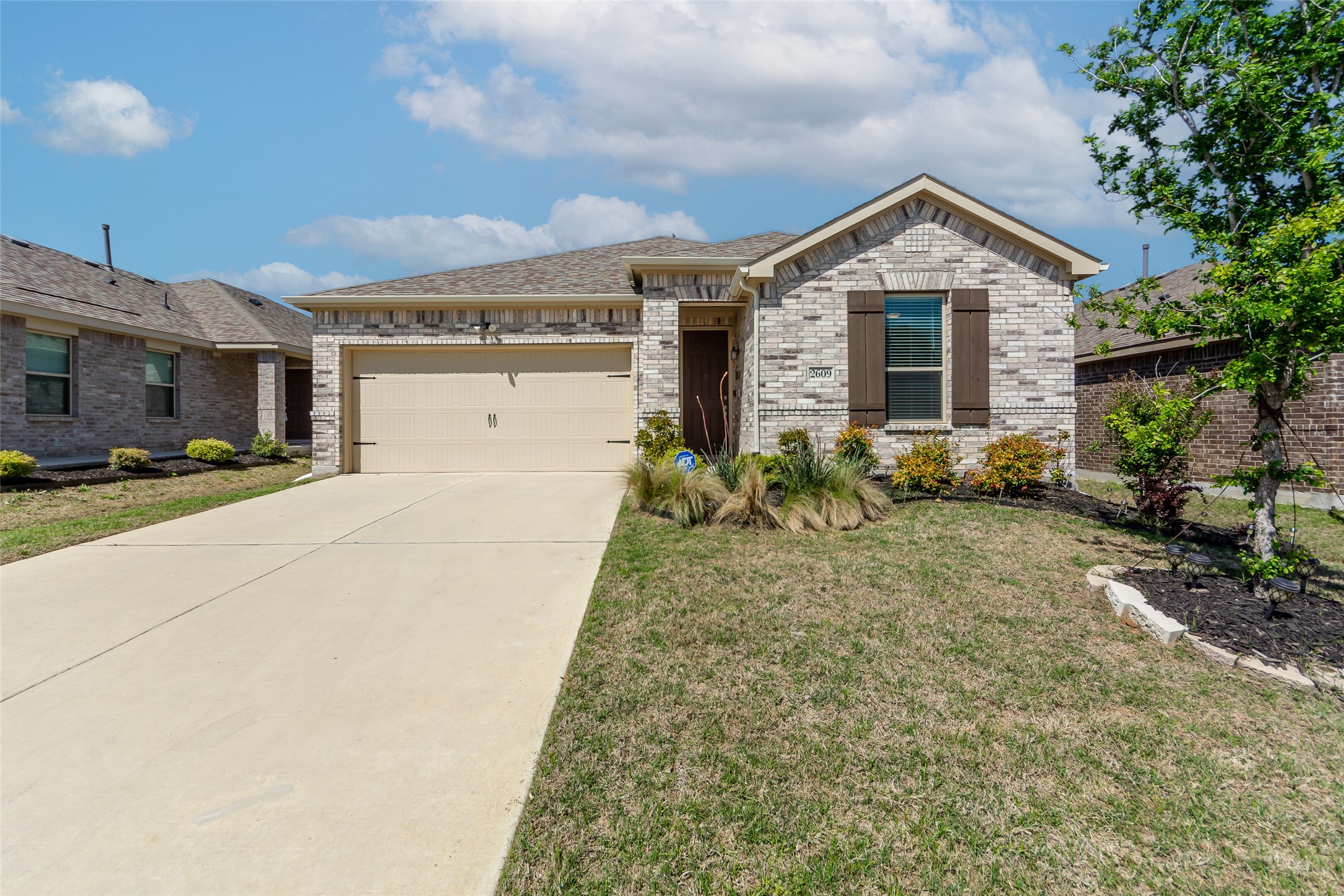 2609 Wesley Avenue Aubrey TX 76227