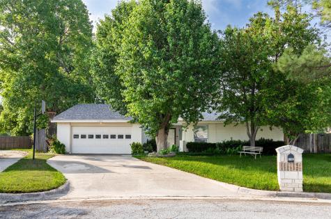 1102 St Croix Court Arlington TX 76012