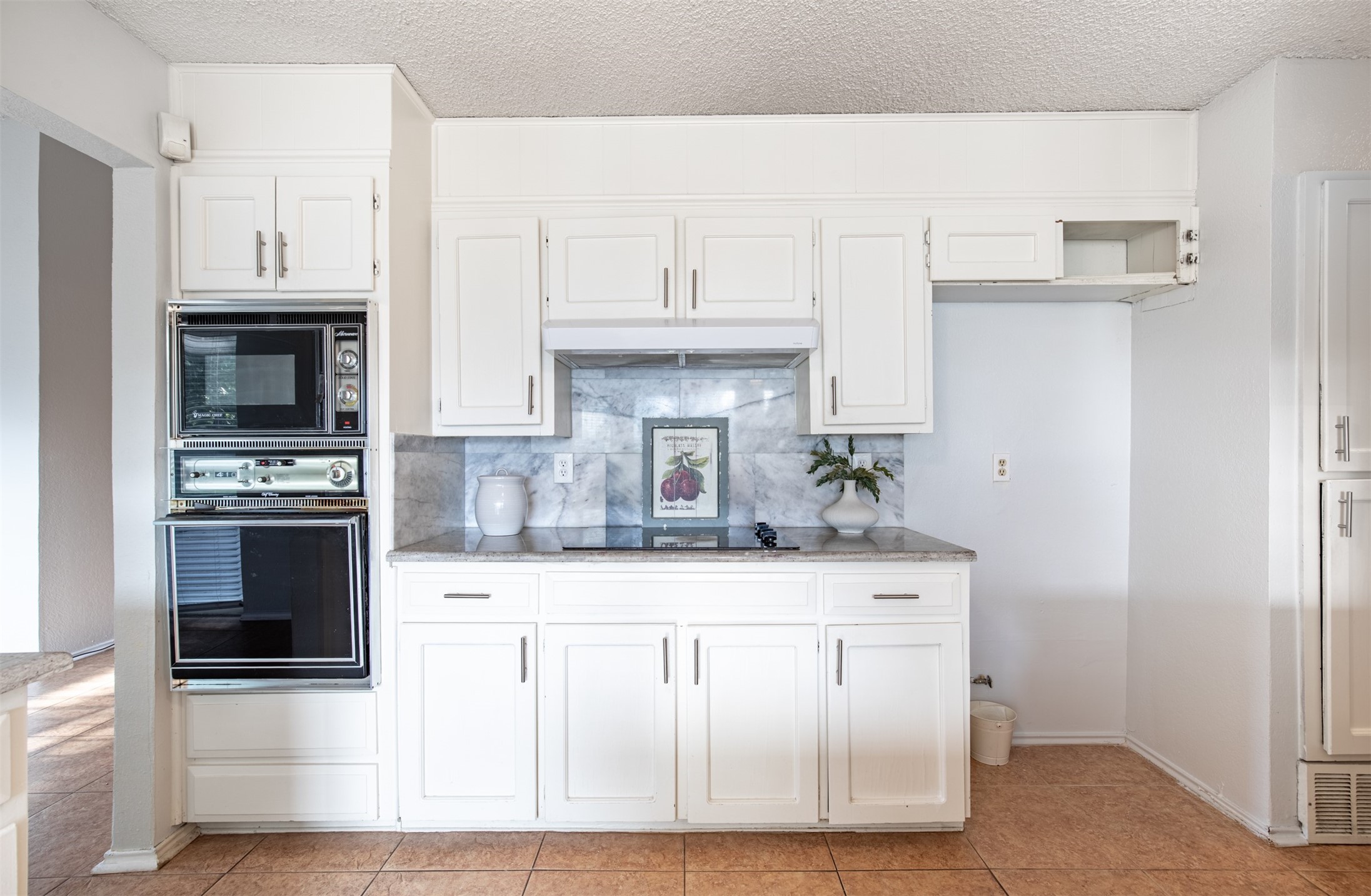 1102 St Croix Court Arlington TX 76012