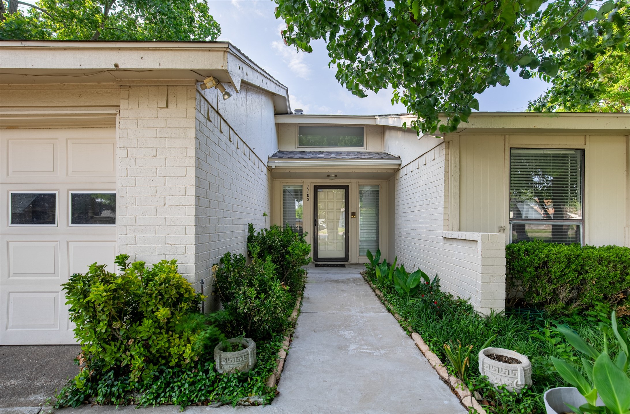 1102 St Croix Court Arlington TX 76012