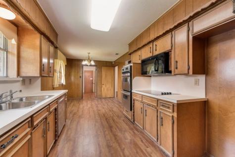 135 S Capri Drive Duncanville TX 75116