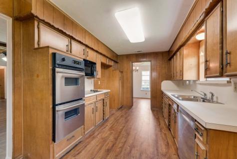 135 S Capri Drive Duncanville TX 75116