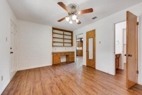 135 S Capri Drive Duncanville TX 75116