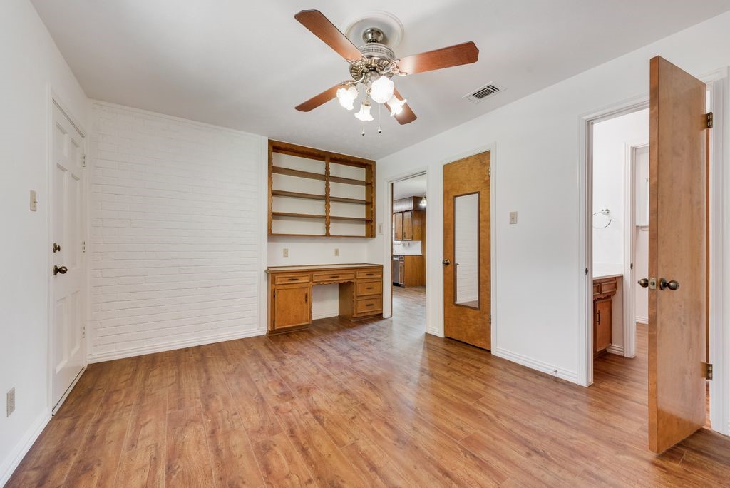 135 S Capri Drive Duncanville TX 75116