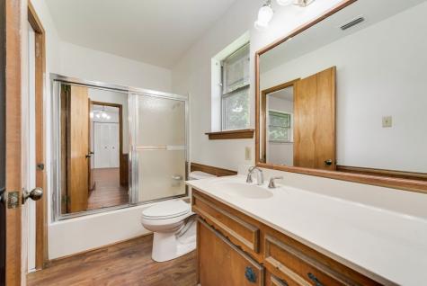 135 S Capri Drive Duncanville TX 75116