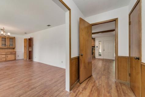 135 S Capri Drive Duncanville TX 75116