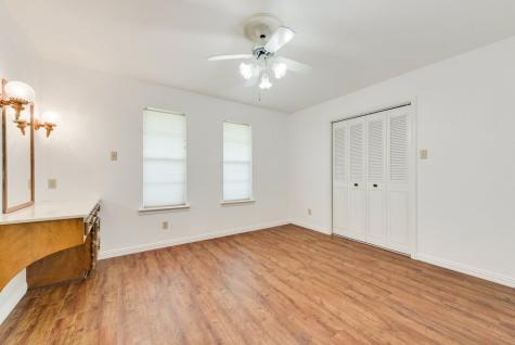 135 S Capri Drive Duncanville TX 75116