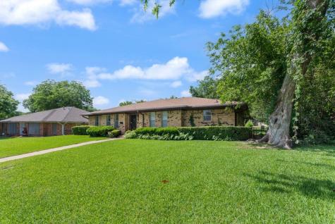 135 S Capri Drive Duncanville TX 75116