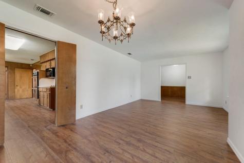 135 S Capri Drive Duncanville TX 75116