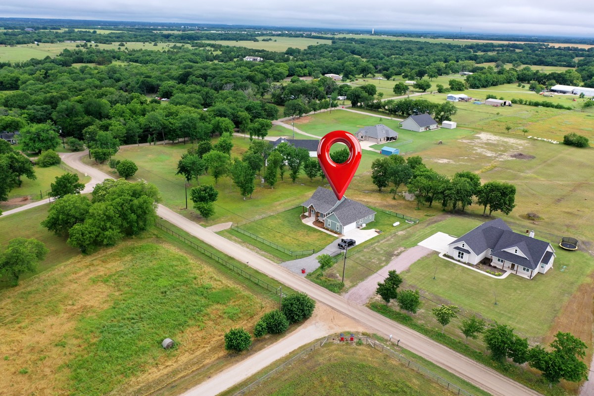 507 Wortham Road Whitewright TX 75491