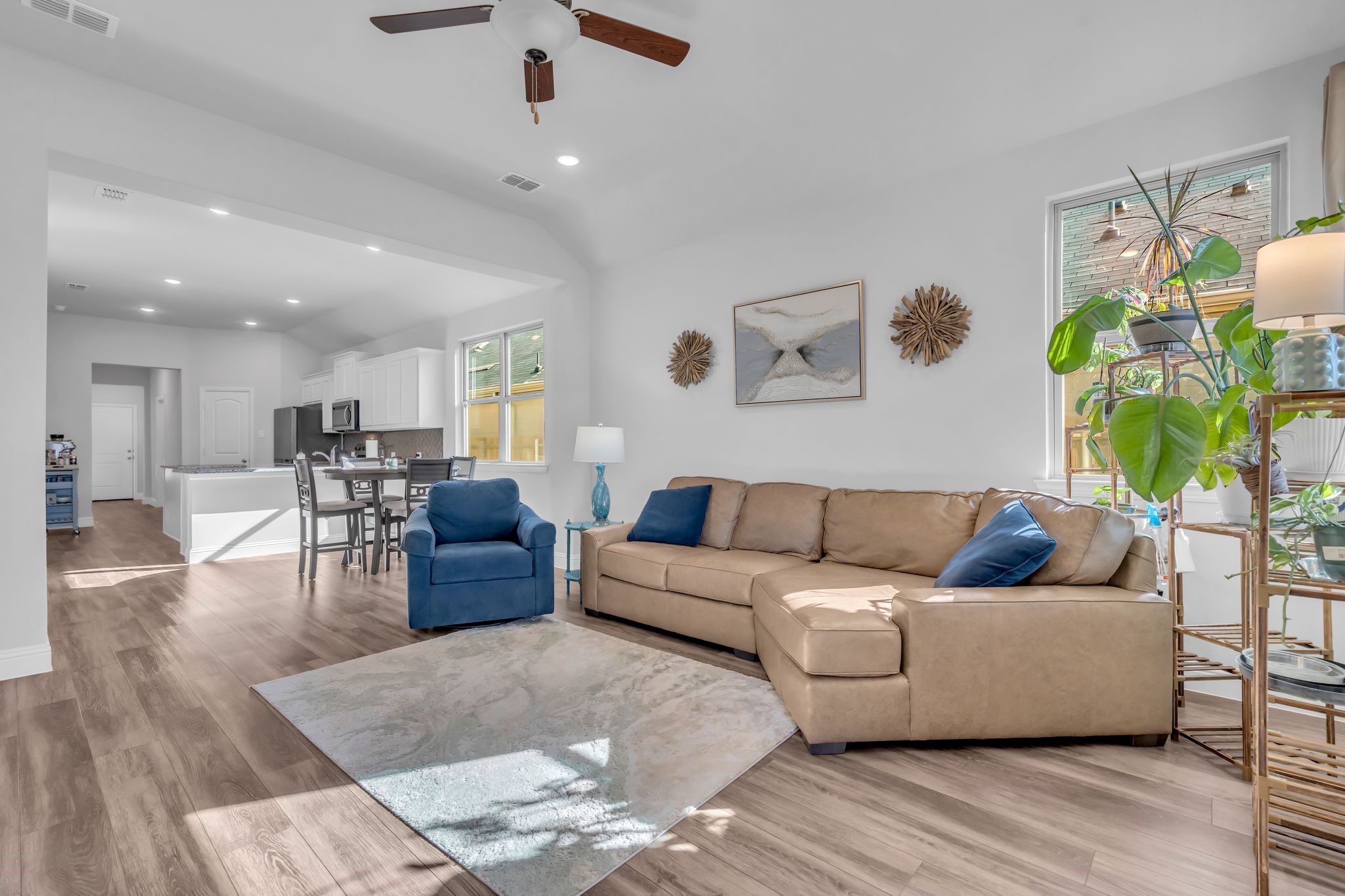 912 Crockett Street Aubrey TX 76227