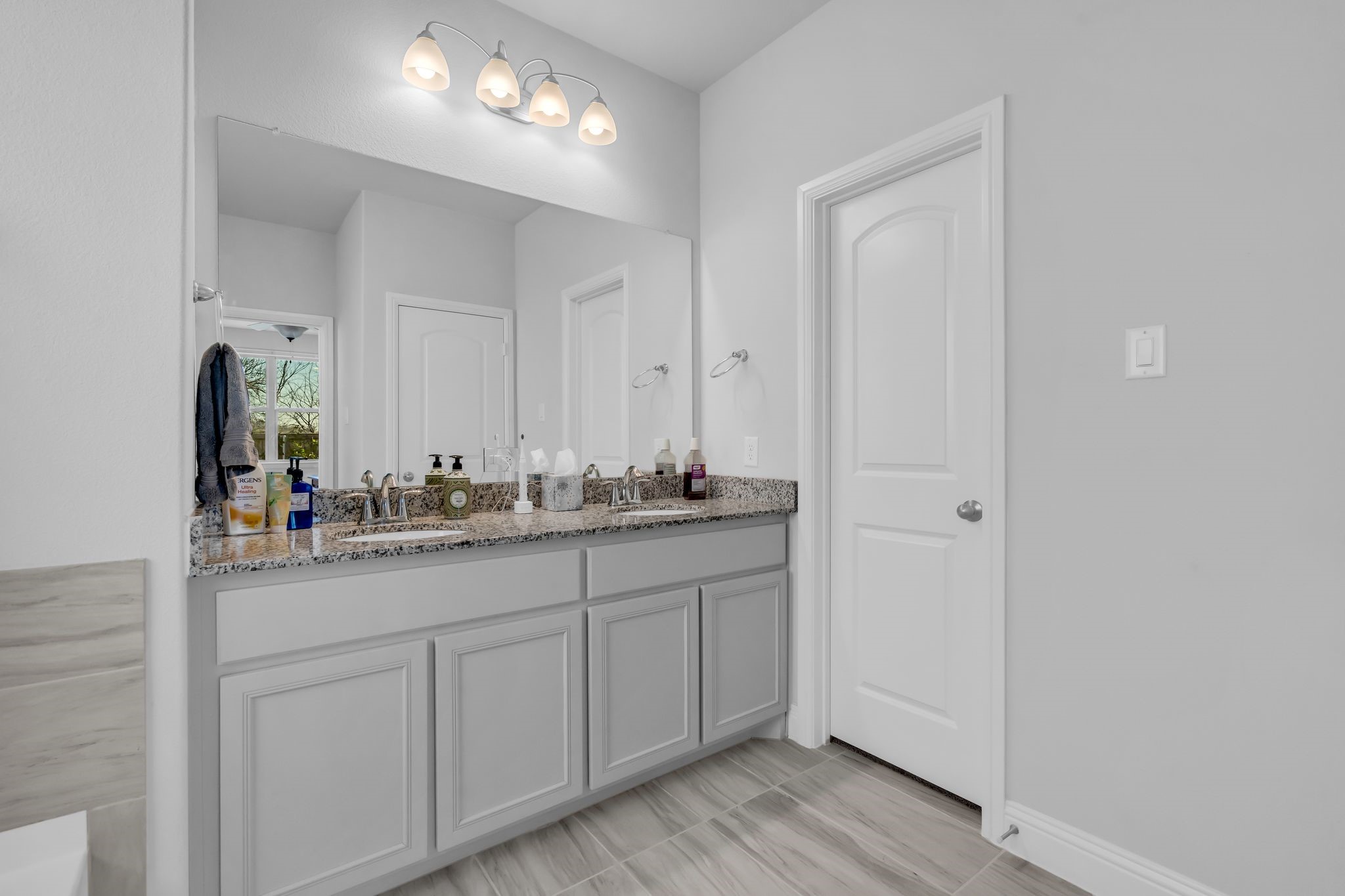 912 Crockett Street Aubrey TX 76227
