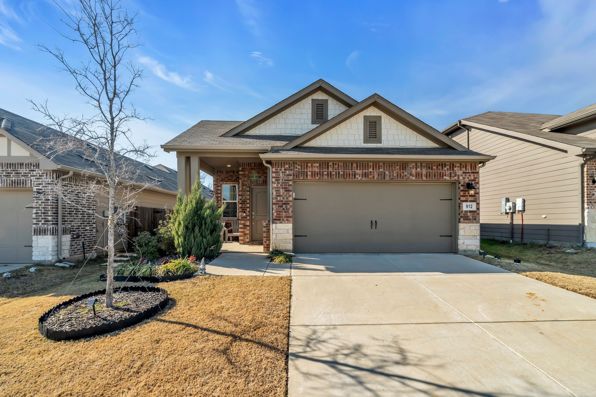 912 Crockett Street Aubrey TX 76227