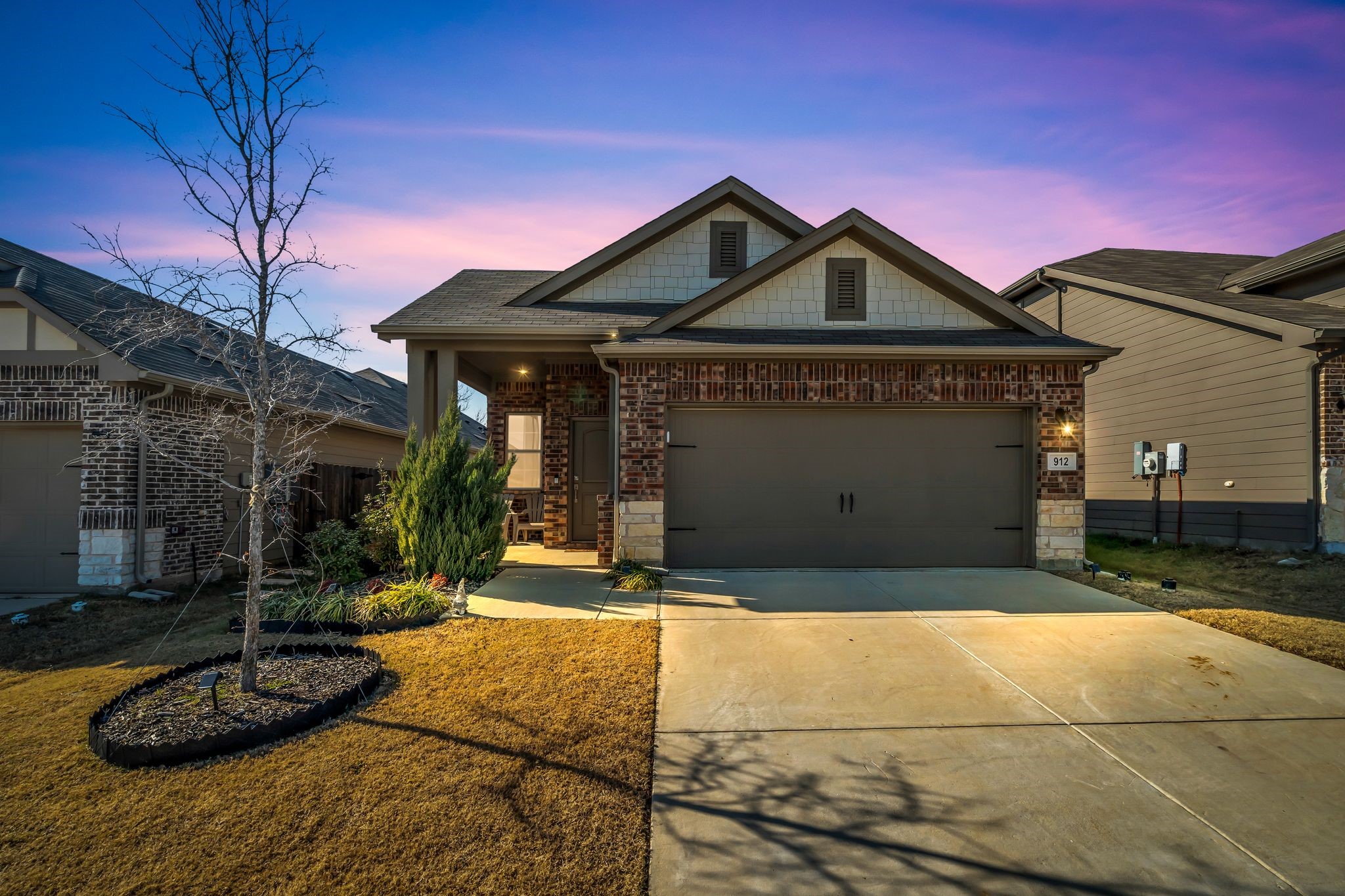 912 Crockett Street Aubrey TX 76227