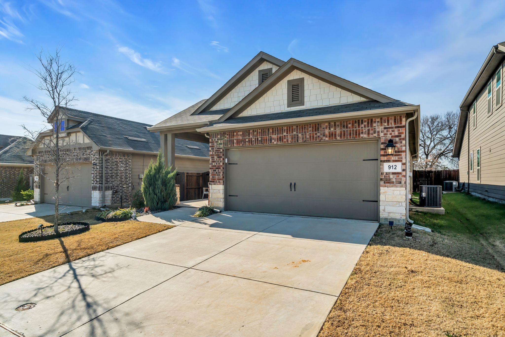 912 Crockett Street Aubrey TX 76227