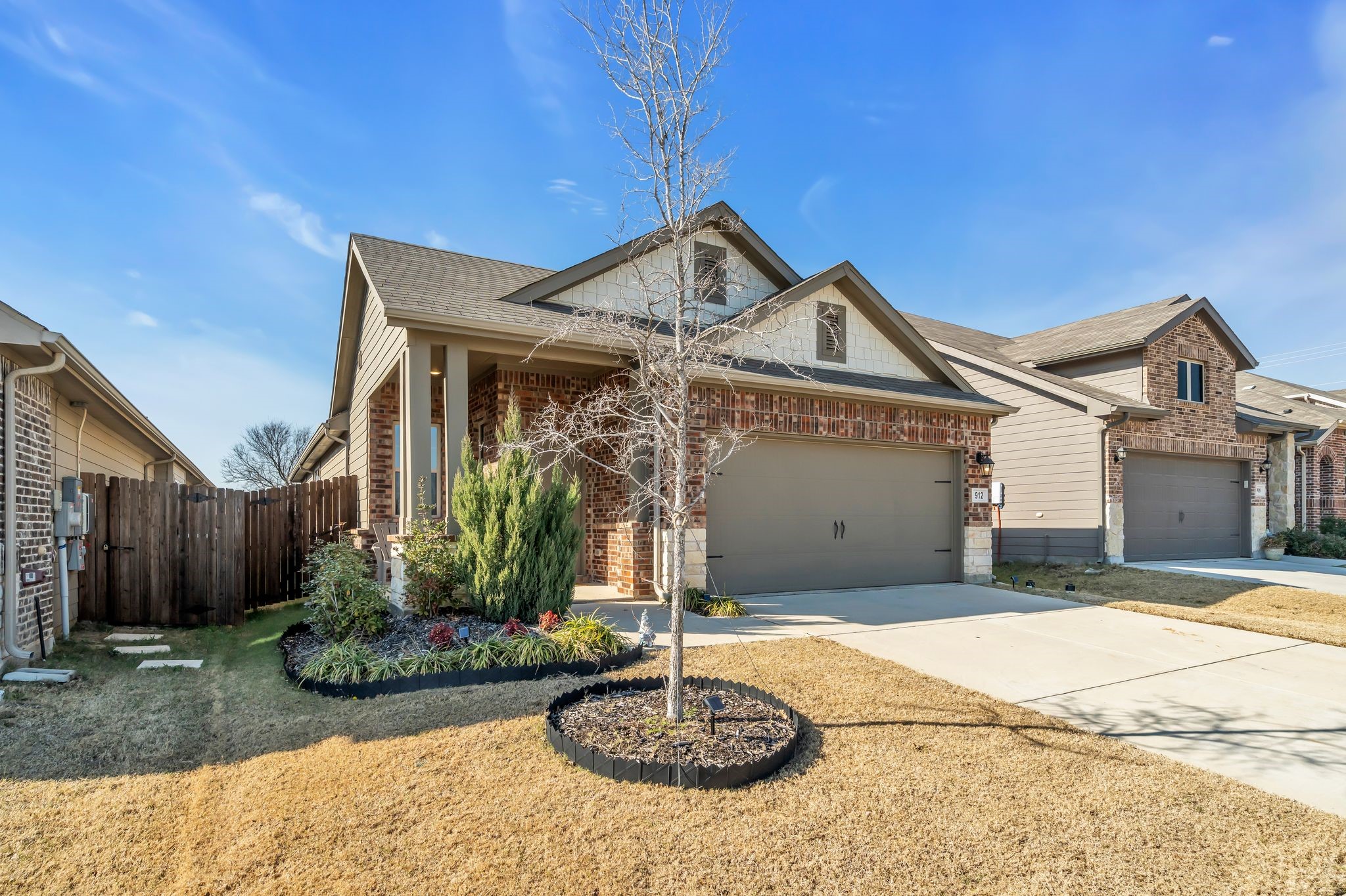 912 Crockett Street Aubrey TX 76227
