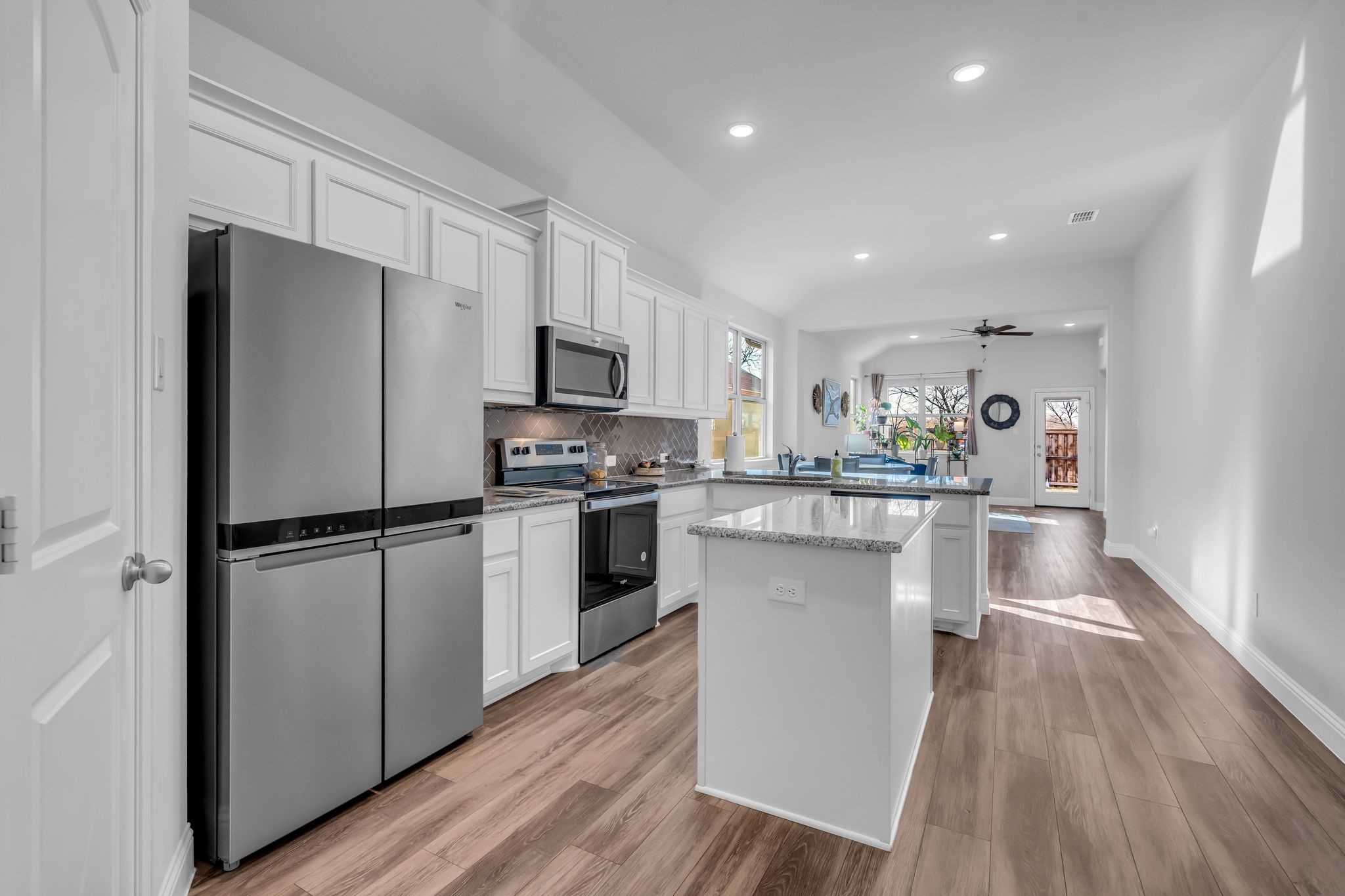 912 Crockett Street Aubrey TX 76227
