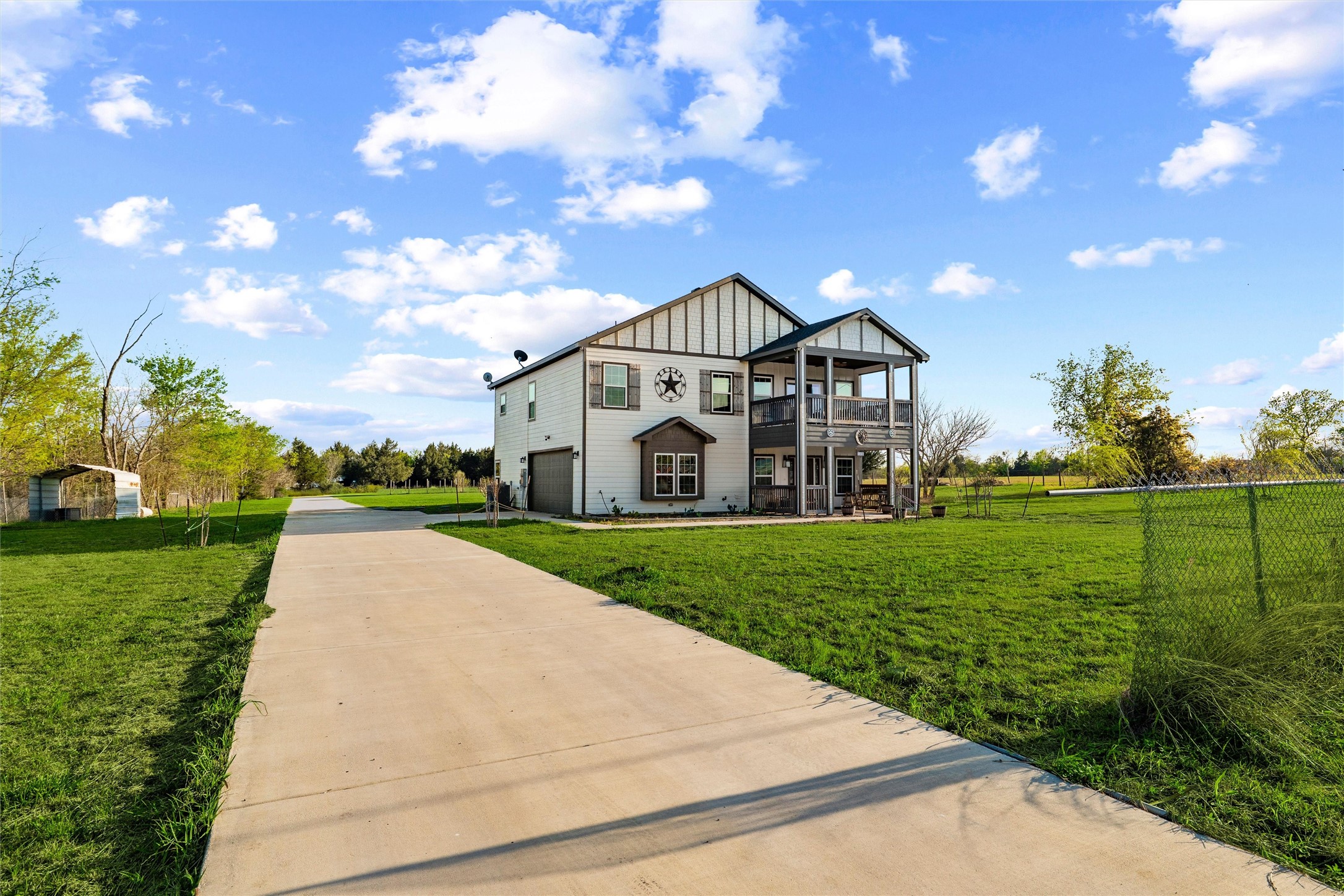 641 Countess Road Quinlan TX 75474