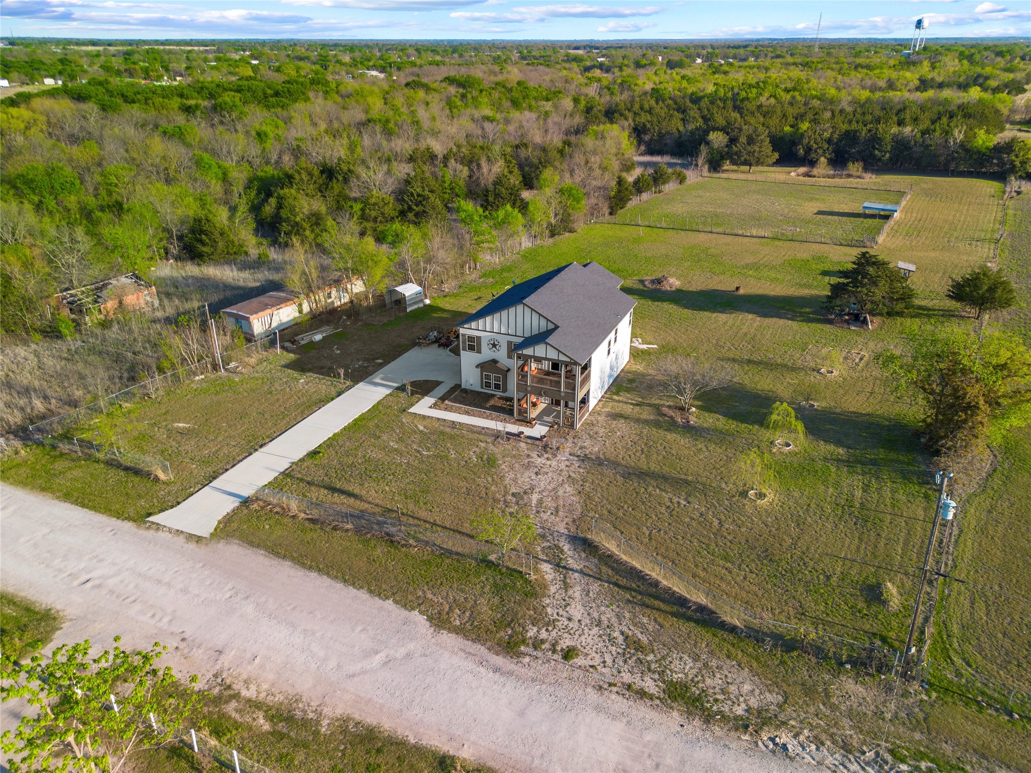 641 Countess Road Quinlan TX 75474