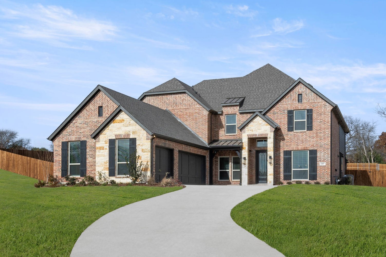 1107 Willow Lake Drive Desoto TX 75115