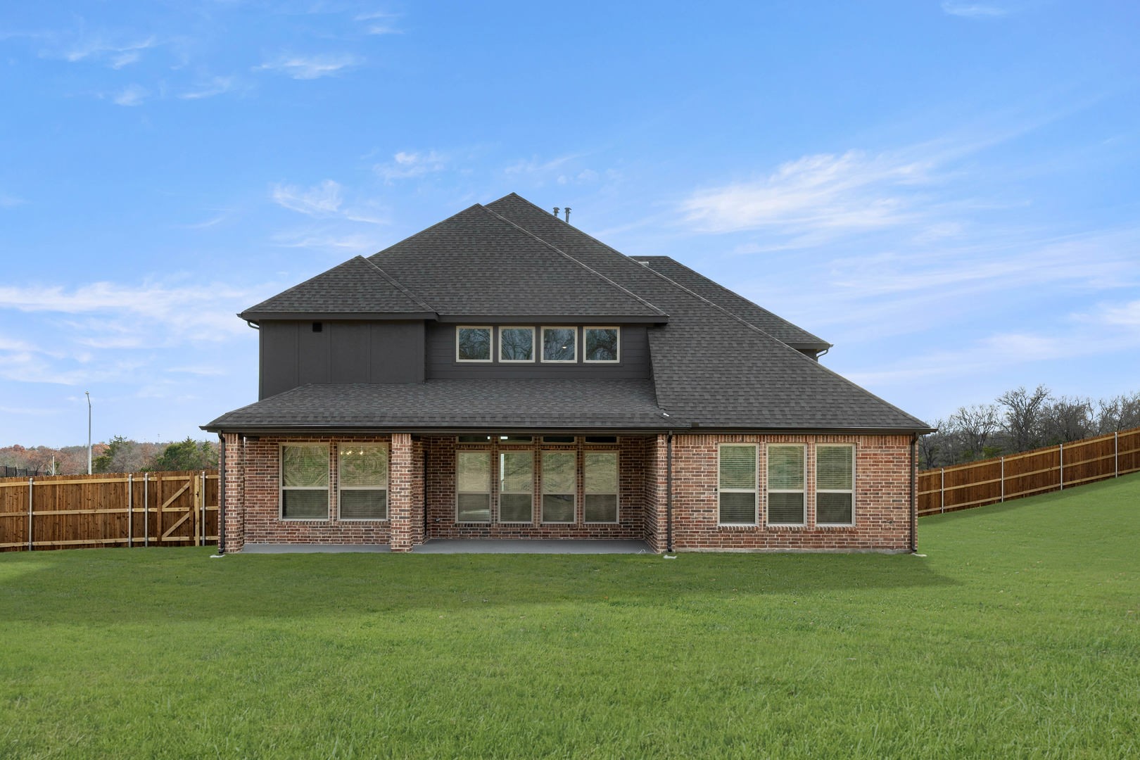 1107 Willow Lake Drive Desoto TX 75115