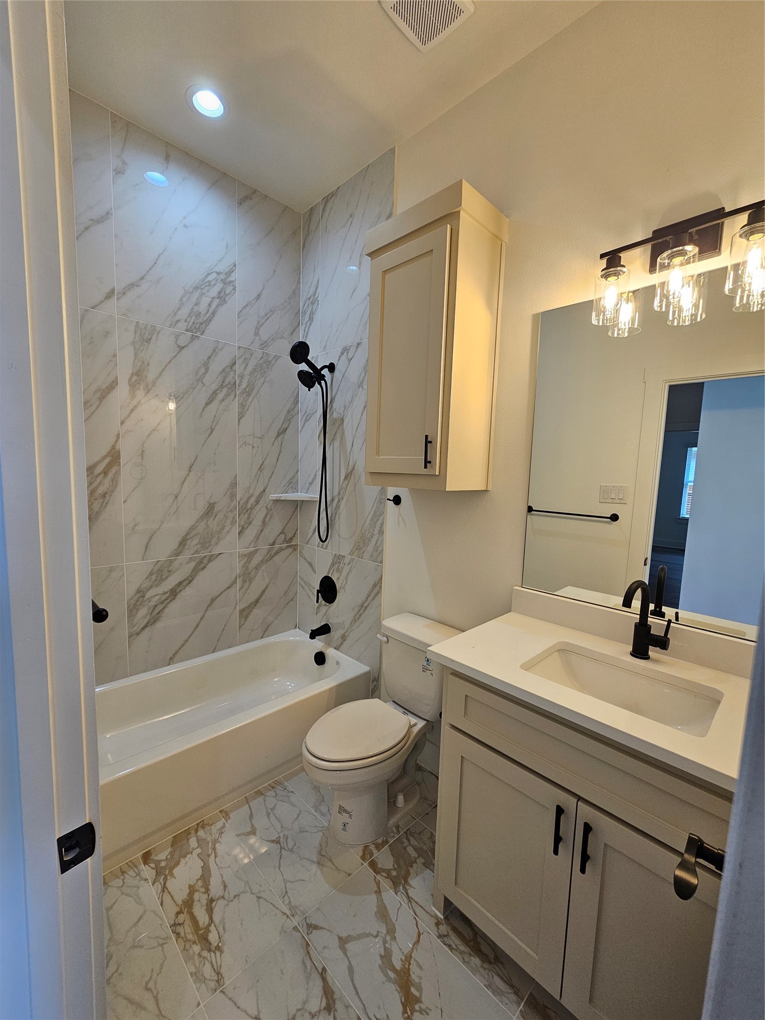 605 Begonia Drive Azle TX 76029