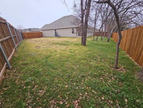 605 Begonia Drive Azle TX 76029