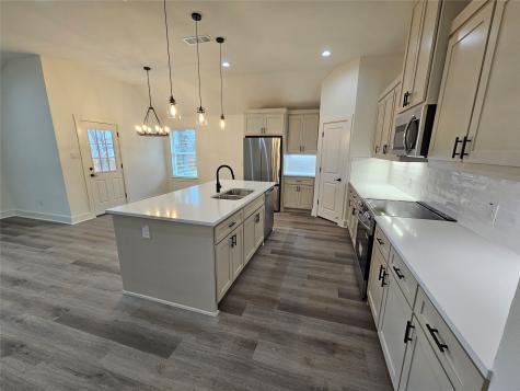 605 Begonia Drive Azle TX 76029