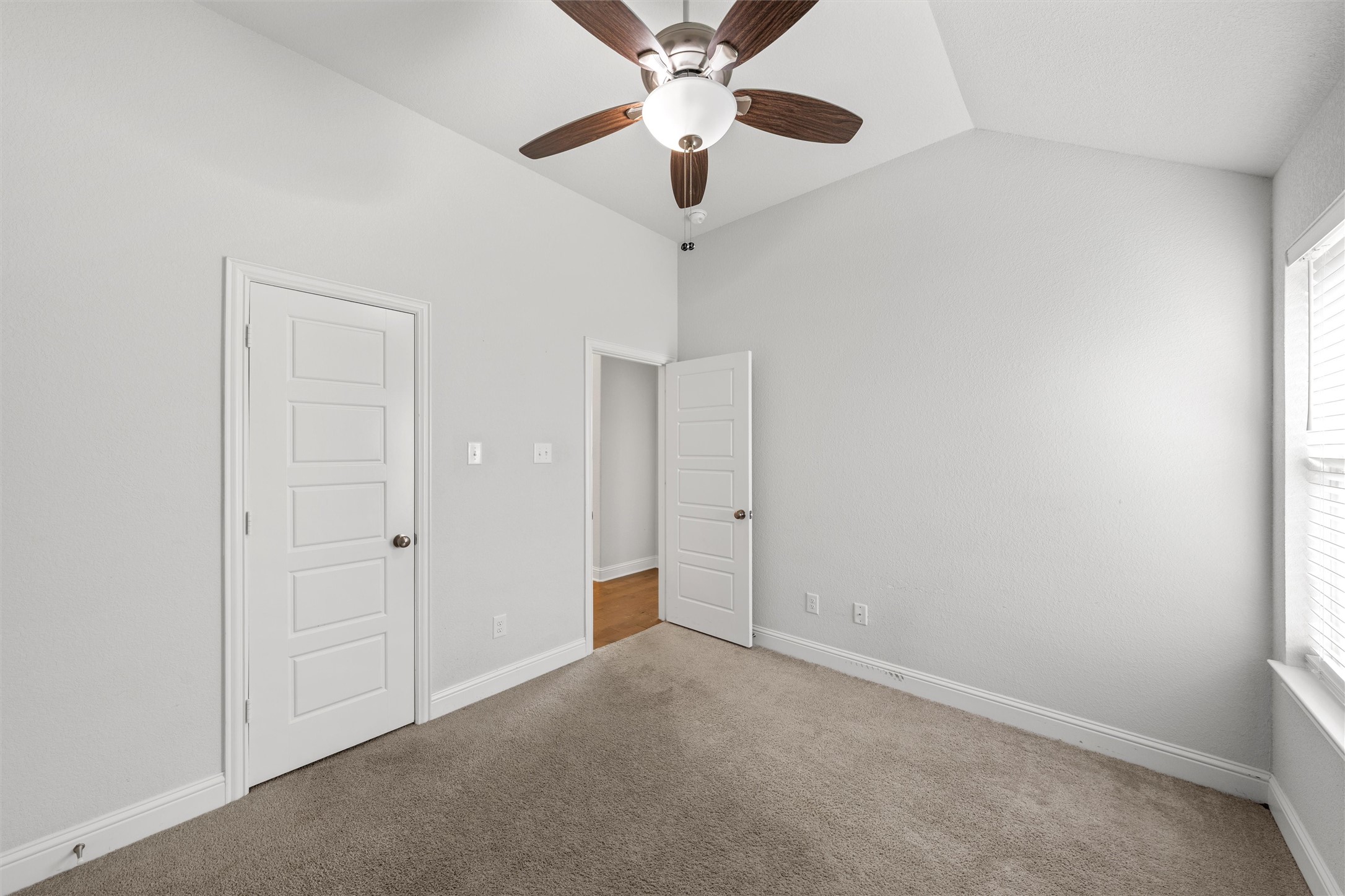 905 Heriot Court Mcgregor TX 76657