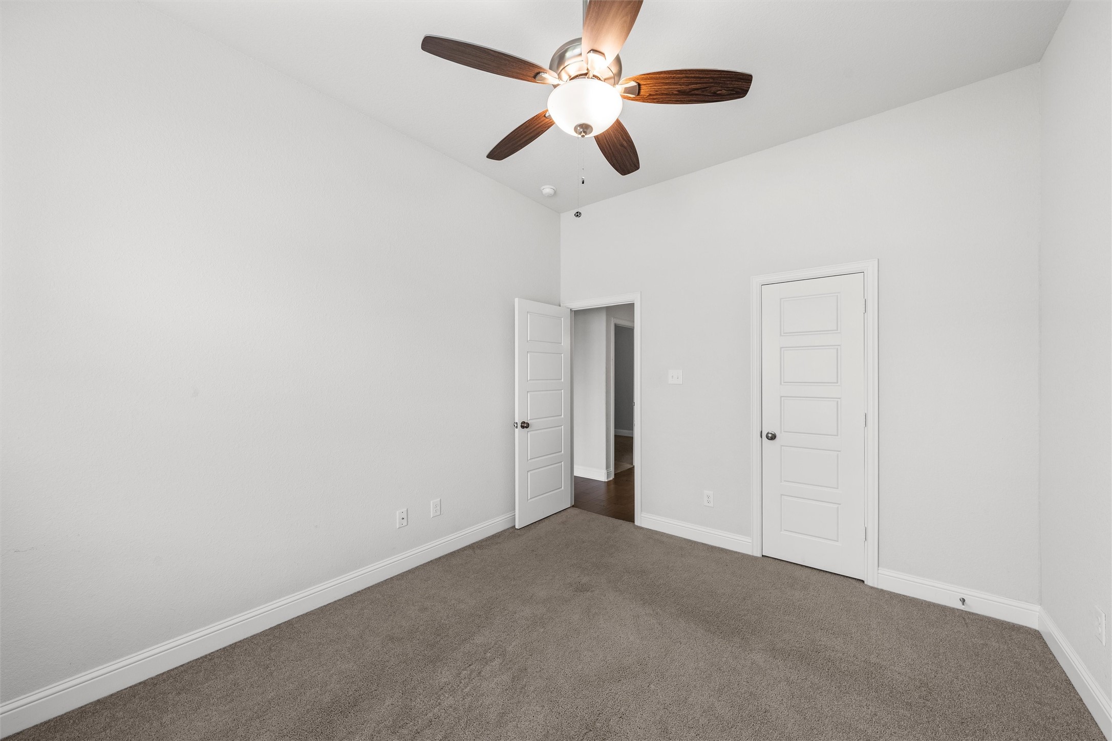 905 Heriot Court Mcgregor TX 76657
