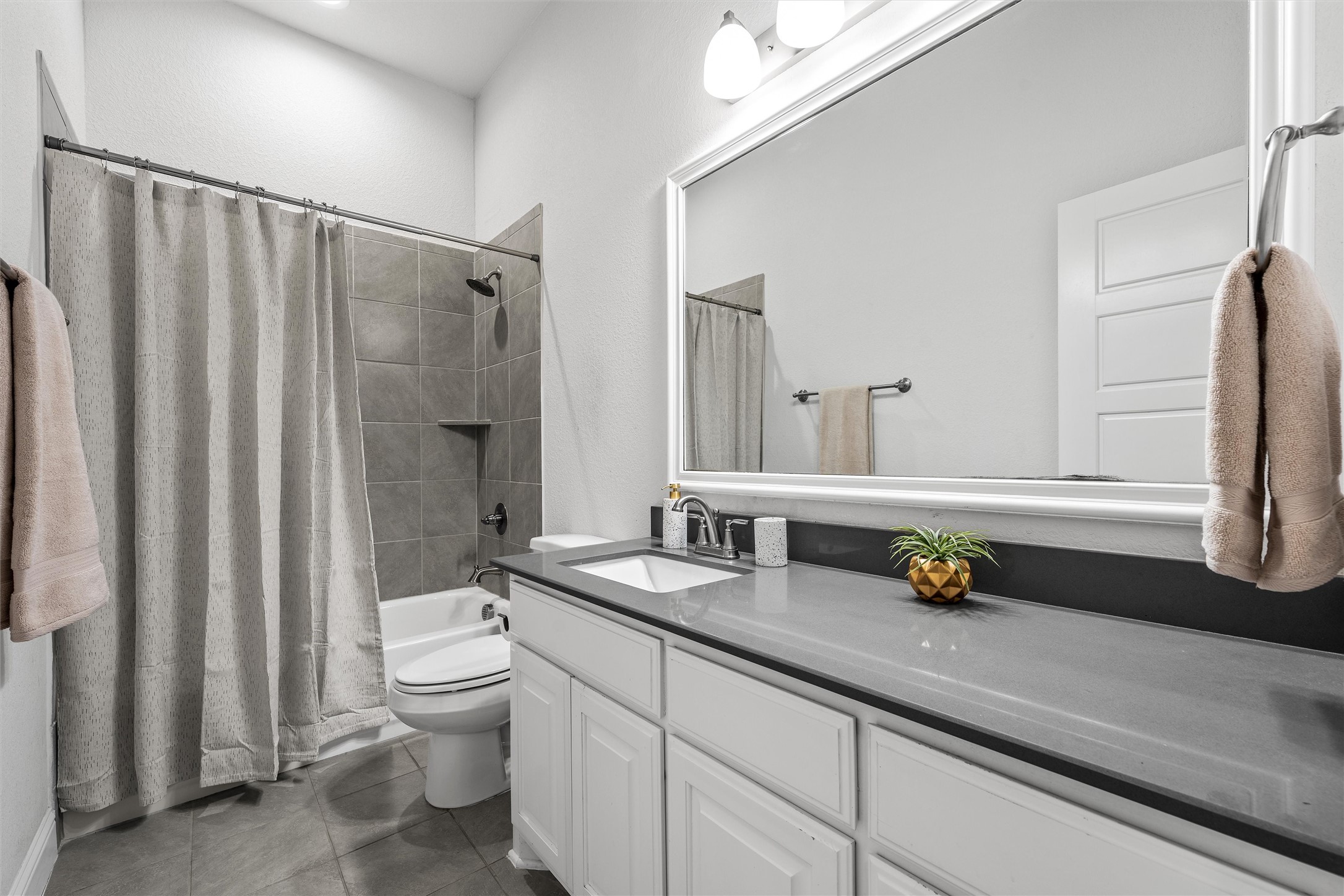 905 Heriot Court Mcgregor TX 76657