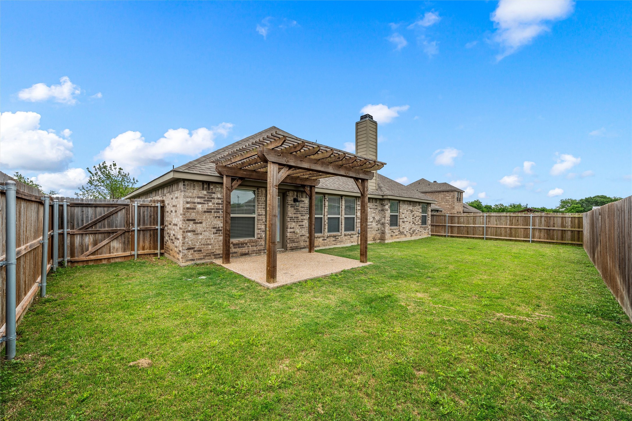 905 Heriot Court Mcgregor TX 76657