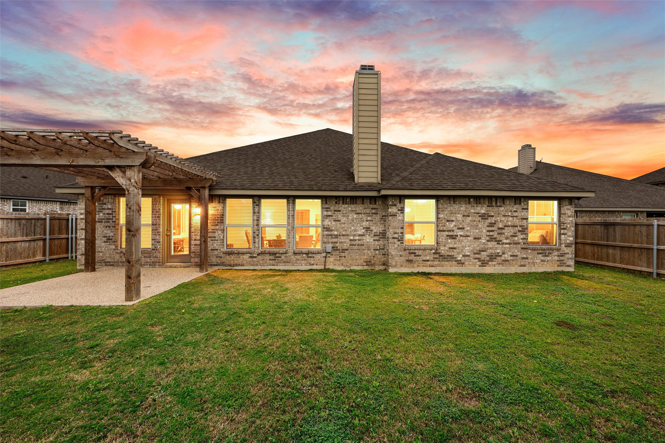 905 Heriot Court Mcgregor TX 76657