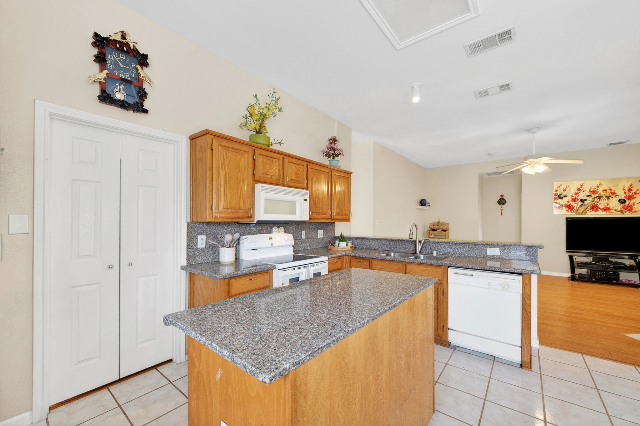 2205 Davin Drive Carrollton TX 75006