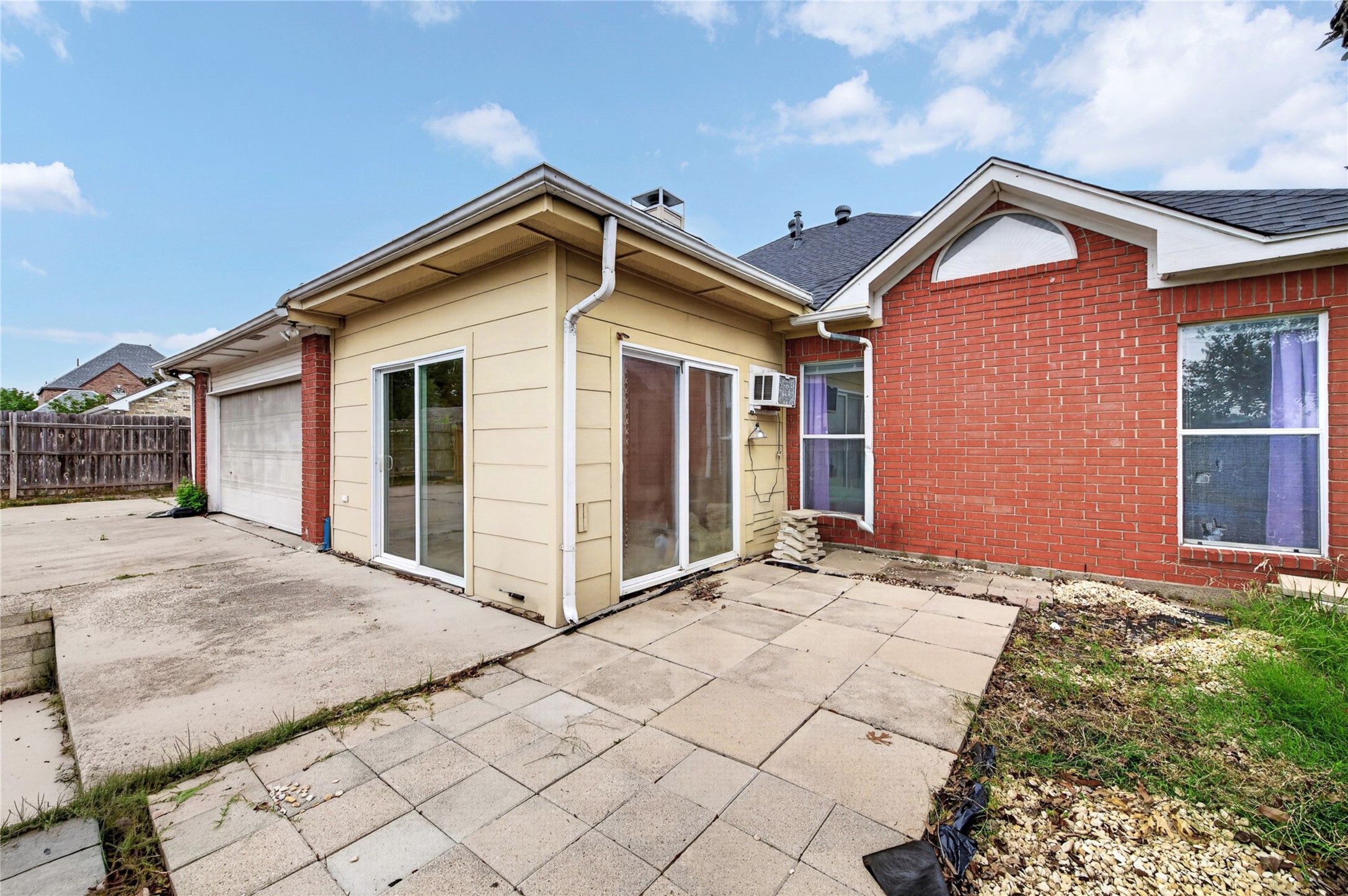 2205 Davin Drive Carrollton TX 75006