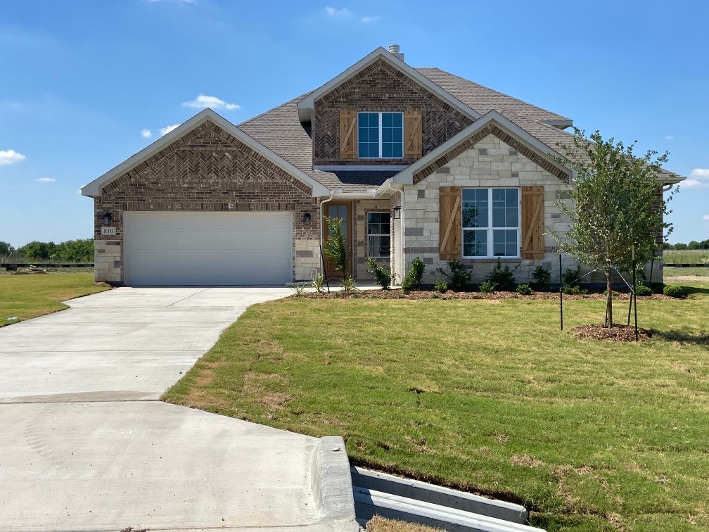 810 County Road 200 Valley View TX 76272