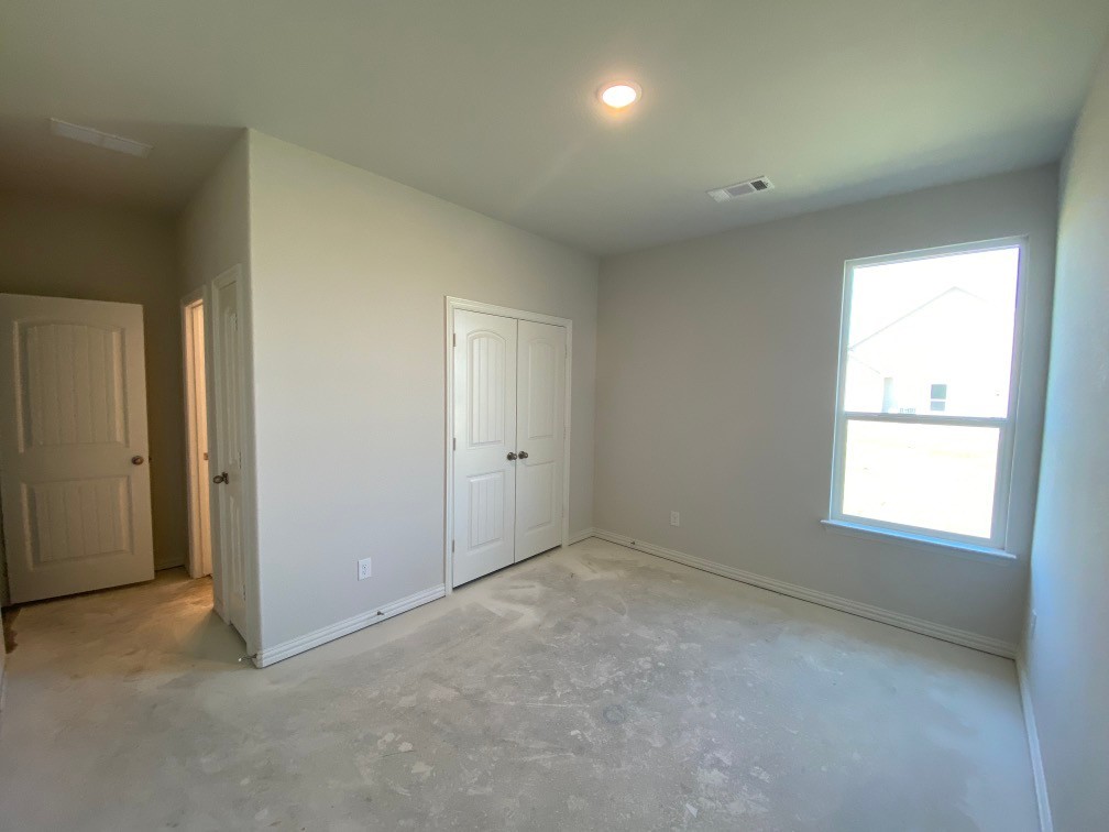 810 County Road 200 Valley View TX 76272